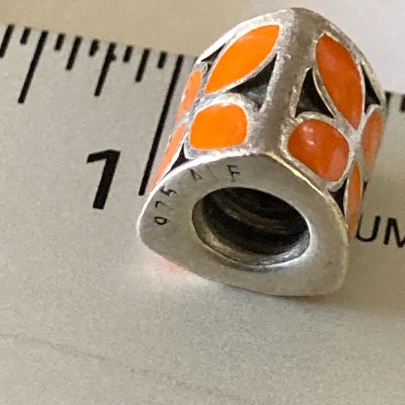 Pandora retired pyramid shaped orange and silver charm for bracelet - Picture 4 of 4